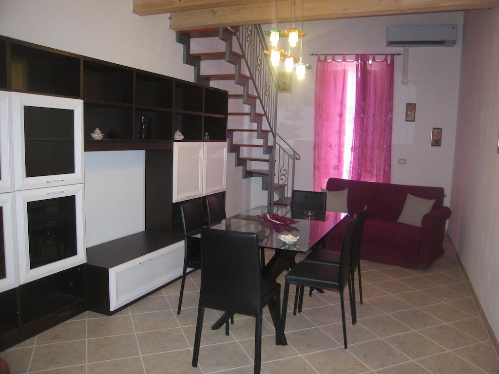 A 100Metri Da Piazza Duomo Di Ortigia Apartment Syracuse Ruang foto
